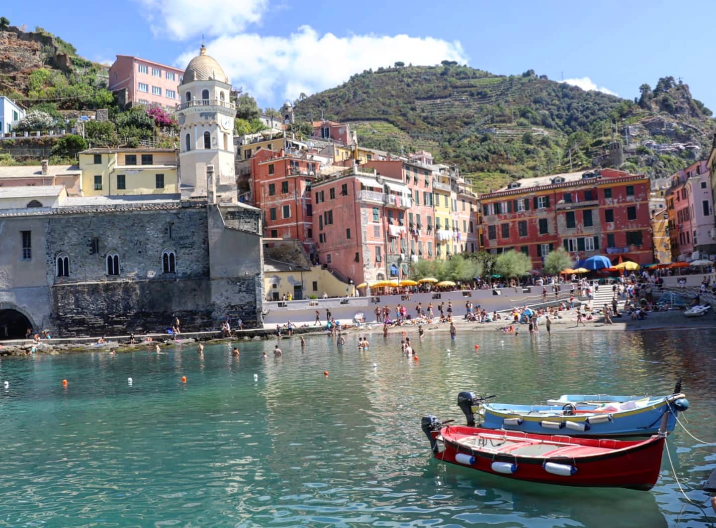 Vernazza, Cinque Terre, Liguria, Italy
.
#vernazza #cinqueterre #ig_liguria #igersliguria #yallersitalia #volgoitalia
.
Photo: @grtrsm