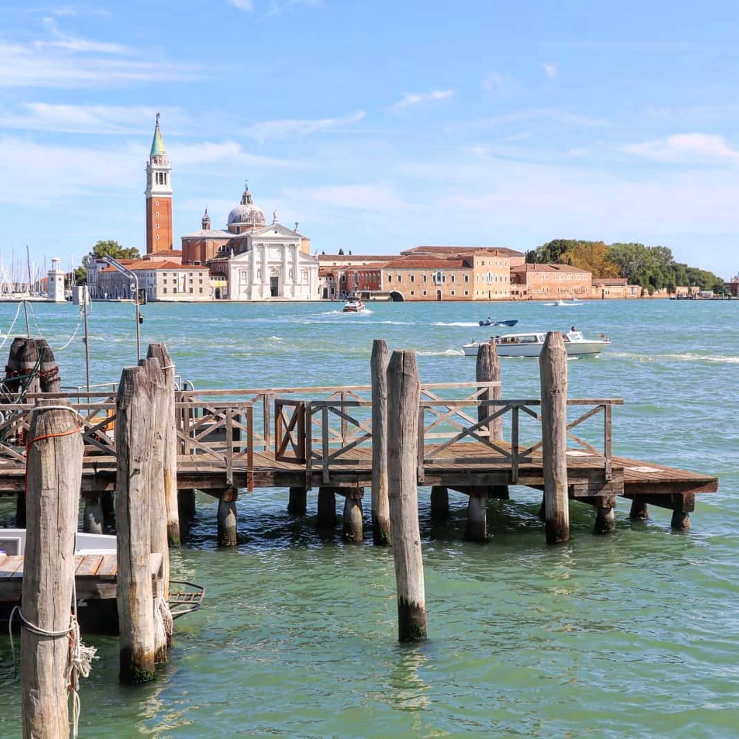 🎈 Isola di San Giorgio Maggiore, Venezia, Italia (Venice, Italy)
.
#ig_venezia #igersvenezia #visitvenice #veniceitaly
.
Photo: @grtrsm